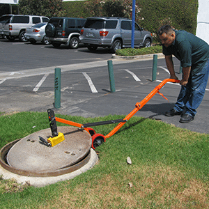 Lid Lifter for Manholes
